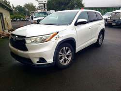 2016 Toyota Highlander LE Plus
