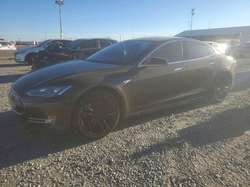 2014 Tesla Model S