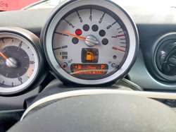 2010 Mini Cooper — 12
