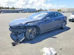 2015 Tesla Model S