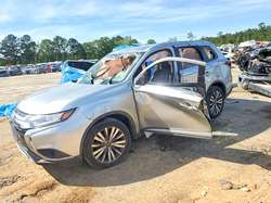 2020 Mitsubishi Outlander SE