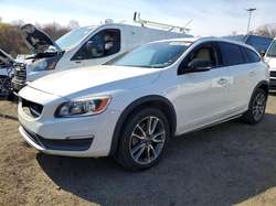 2015 Volvo V60 Cross Country Premier