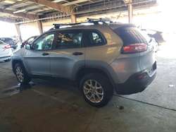 2017 Jeep Cherokee Sport — 6