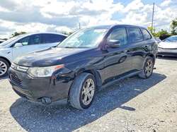 2014 Mitsubishi Outlander ES