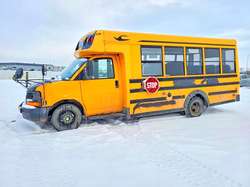 2011 GMC Savana Cutaway G3500