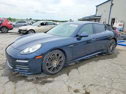2015 Porsche Panamera 2