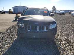 2012 Jeep Compass Sport — 8