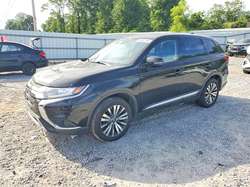 2020 Mitsubishi Outlander SE