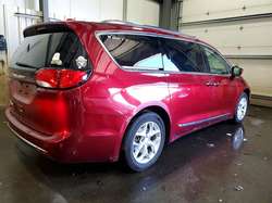 2018 Chrysler Pacifica Touring L Plus — 8