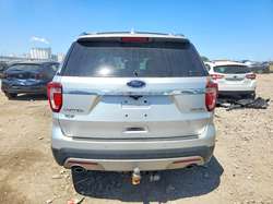2016 Ford Explorer Limited — 10