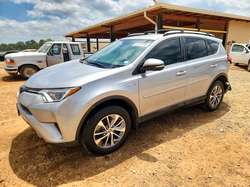 2018 Toyota RAV4 Hybrid LE