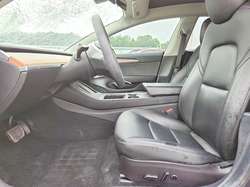 2022 Tesla Model 3 — 10