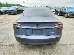 2022 Tesla Model 3 — 9