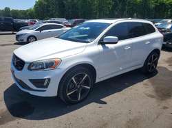 2015 Volvo XC60 T6 R-Design Platinum