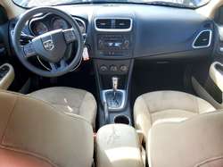 2013 Dodge Avenger SE — 11
