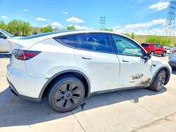 2024 Tesla Model Y — 7