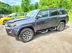 2023 Toyota 4RUNNER TRD OFF-Road Premium — 1