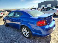2014 Dodge Avenger R — 5