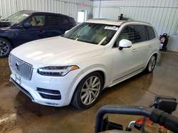 2017 Volvo XC90 T6
