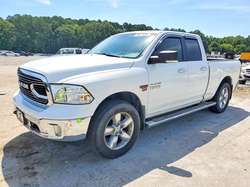 2015 RAM 1500 SLT