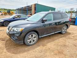 2017 Nissan Pathfinder SL