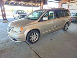 2014 Chrysler Town & Country Touring