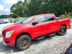 2021 Nissan Titan SV