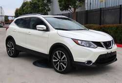 2017 Nissan Rogue Sport SL