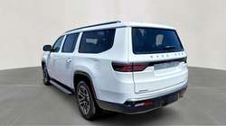 2023 Jeep Wagoneer L Series II — 5