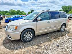 2013 Chrysler Town & Country Limited