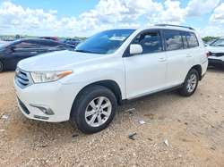 2012 Toyota Highlander SE