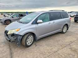 2012 Toyota Sienna
