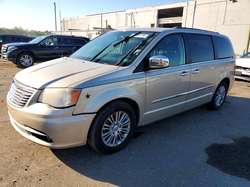 2013 Chrysler Town & Country Touring L