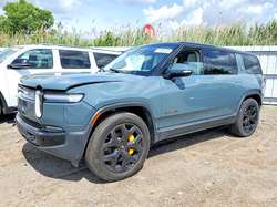 2025 Rivian R1S Premium