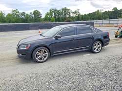 2012 Volkswagen Passat SEL