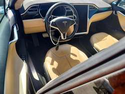 2014 Tesla Model S