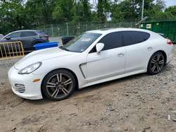2013 Porsche Panamera 2