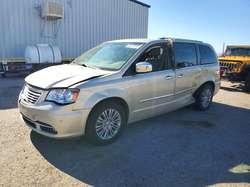 2015 Chrysler Town & Country Touring L