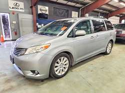 2014 Toyota Sienna XLE 7-Passenger