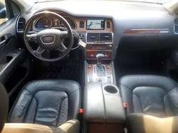 2012 Audi Q7 Premium Plus — 12