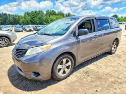 2013 Toyota Sienna L 7-Passenger