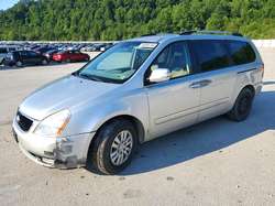 2014 KIA Sedona LX