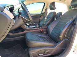 2015 Ford Fusion SE Hybrid — 10