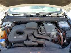 2015 Ford Fusion SE Hybrid — 3