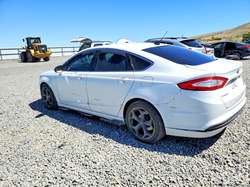 2015 Ford Fusion SE Hybrid — 5