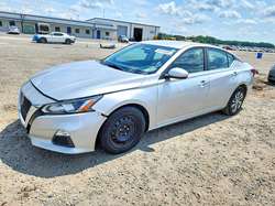 2019 Nissan Altima S