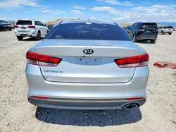 2016 KIA Optima LX — 9