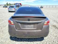 2015 Nissan Altima 2.5 S — 9