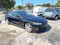 2014 Tesla Model S