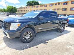2021 Nissan Titan SV